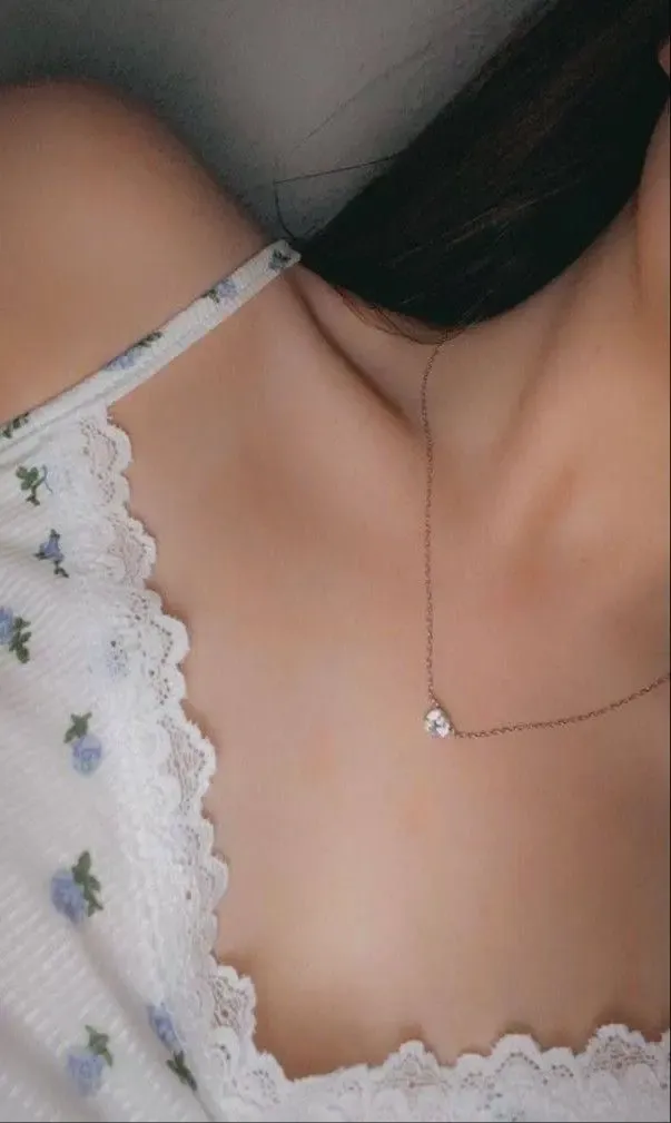 Sara Mehra, escort model in New Town